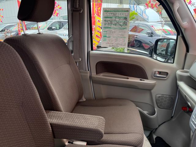 エブリイワゴン ＪＰターボ　標準ルーフ　社外ナビ　バックモニター　レーダーブレーキサポート（13枚目）