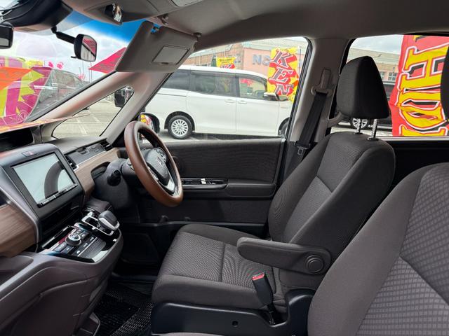 フリードハイブリッド ハイブリッド・Ｇホンダセンシング　社外ナビＴＶ　ブルートゥース　両側パワースライドドア（8枚目）