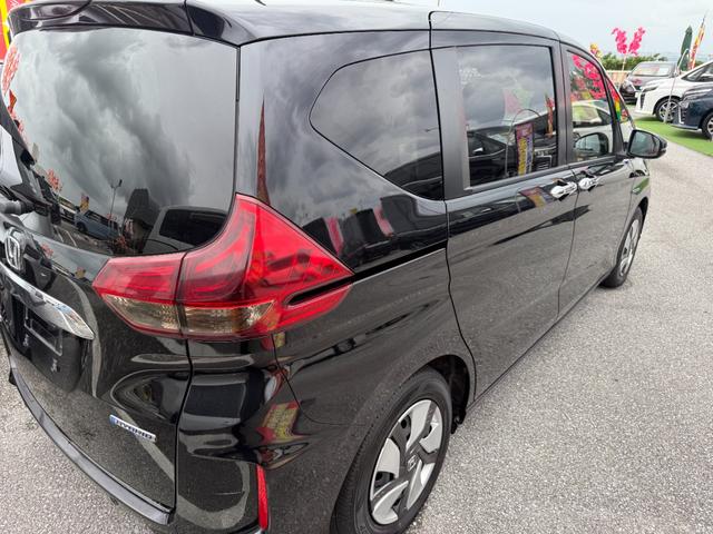 フリードハイブリッド ハイブリッド・Ｇホンダセンシング　社外ナビＴＶ　ブルートゥース　両側パワースライドドア（21枚目）