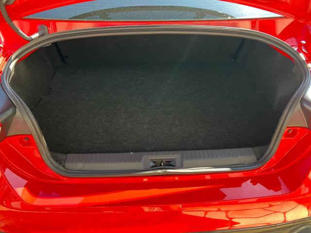 ８６ ＧＴリミテッド　ＴＲＤマフラー　社外アルミホイール　社外リヤウィング　ナビ　バックカメラ　Ｂｌｕｅｔｏｏｔｈ　キープッシュスタート　ＬＥＤヘッドライト　キーフリー　オートクルーズ　フルセグＴＶ　ＤＶＤ（30枚目）
