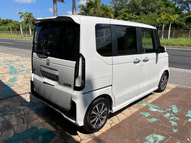 Ｎ－ＢＯＸカスタム ベースグレード　衝突軽減ブレーキ　クリアランスソナー　左リヤパワースライドドア　シートヒーター　オートライト　１４インチアルミホイール　キープッシュスタート（5枚目）
