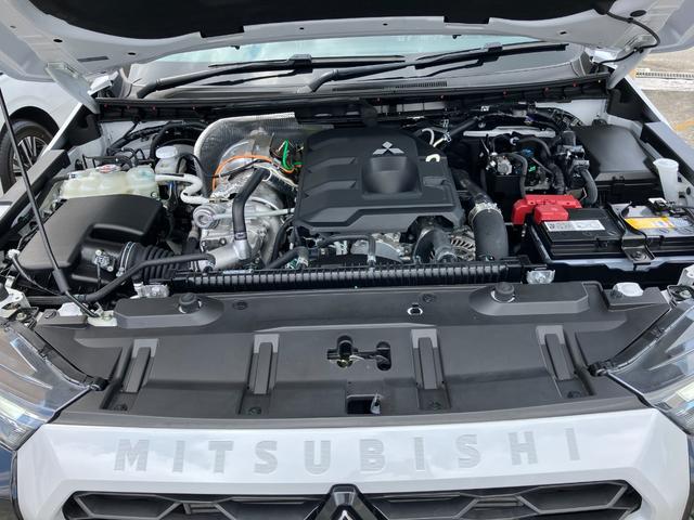 トライトン ＧＳＲ　４ＷＤ　ディーゼル　１ナンバー貨物車　全方位カメラ　クリアランスソナー　社外ヒッチメンバー　ＥＴＣ　ナビ　フルセグＴＶ　Ｂｌｕｅｔｏｏｔｈ　パワーシート　キープッシュスタート　オートクルーズ　アルミ（7枚目）