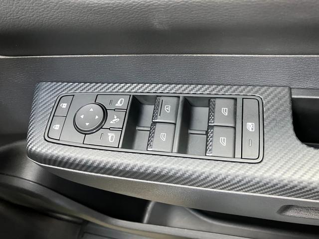 トライトン ＧＳＲ　４ＷＤ　ディーゼル　１ナンバー貨物車　全方位カメラ　クリアランスソナー　社外ヒッチメンバー　ＥＴＣ　ナビ　フルセグＴＶ　Ｂｌｕｅｔｏｏｔｈ　パワーシート　キープッシュスタート　オートクルーズ　アルミ（17枚目）