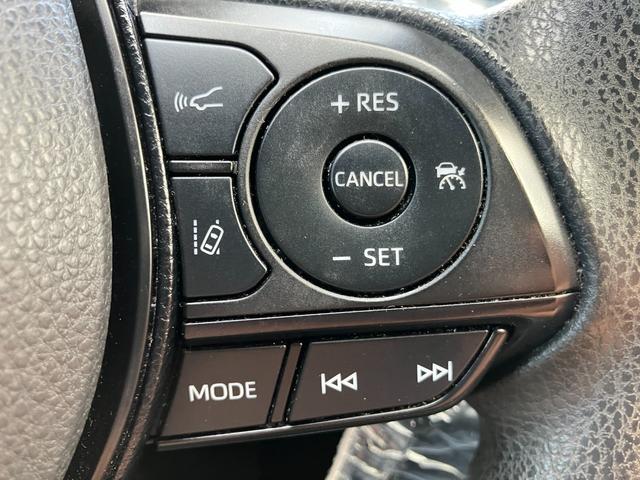 オートクルーズ機能付き 長距離ドライブに有難い味方です。アクセル設定→楽々走行 疲れた日にもうれしい装備です。
