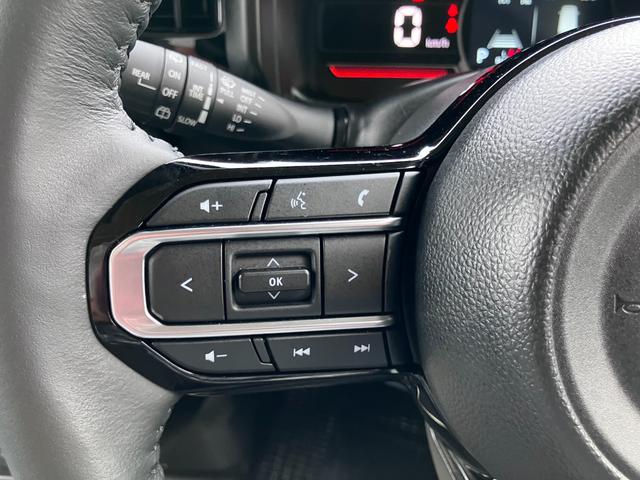 純正ステアリングスイッチ付き!ハンドルにぎりながら、TVチャンネル変更も可能です!