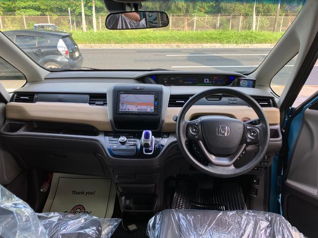 フリードハイブリッド ハイブリッド・Ｇホンダセンシング　プッシュスタート　両側パワースライドドア　ＬＥＤヘッドライト　クルーズコントロール　ＥＴＣ　バックカメラ　コンフォートビューパッケージ（15枚目）