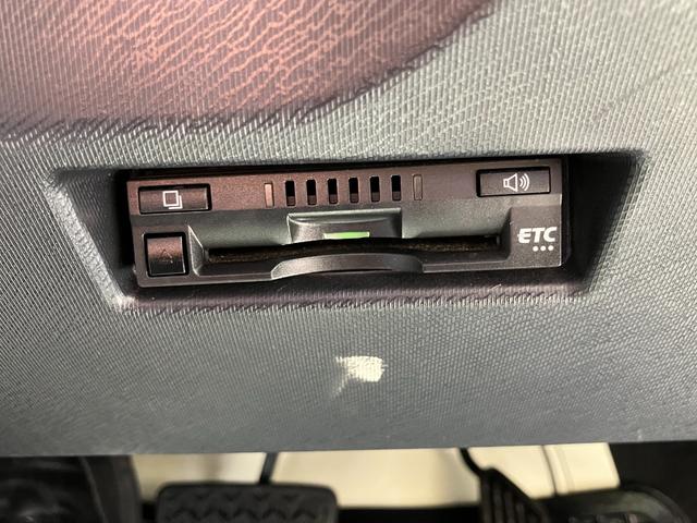 ＥＴＣ付き。高速道路もスムーズ　渋滞の時とても便利ですネ。