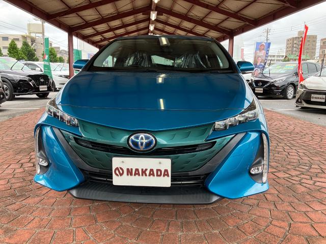 プリウスＰＨＶ Ｓナビパッケージ　ＬＥＤヘッドライト　トヨタセーフティセンス　ナビＴＶ　バックモニター　プッシュスタート（2枚目）