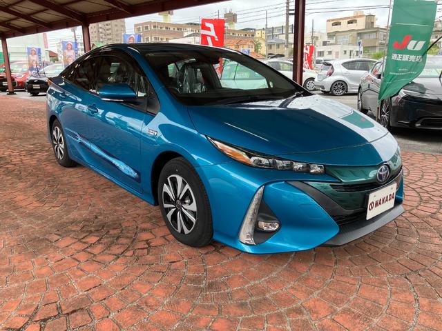 プリウスＰＨＶ Ｓナビパッケージ　ＬＥＤヘッドライト　トヨタセーフティセンス　ナビＴＶ　バックモニター　プッシュスタート（5枚目）