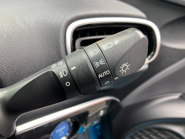 プリウスＰＨＶ Ｓナビパッケージ　ＬＥＤヘッドライト　トヨタセーフティセンス　ナビＴＶ　バックモニター　プッシュスタート（34枚目）