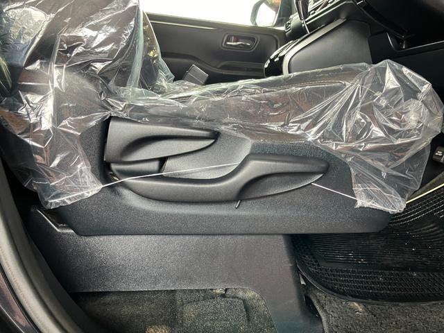 エスクァイア Ｇｉ　純正９インチナビ　フリップダウンモニター　両側電動スライドドア　バックカメラ　ＥＴＣ（33枚目）