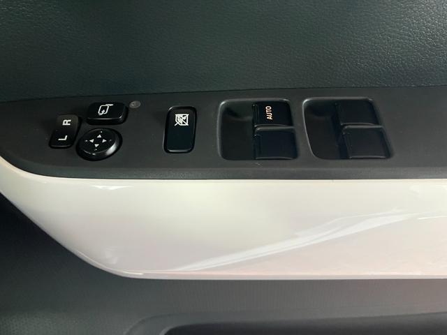 ハスラー Ｘターボ　純正１５インチアルミホイール　ＣＤプレーヤー　シートヒーター　電動格納ミラー　オートライト　禁煙車　衝突被害軽減システム　衝突安全ボディ（17枚目）