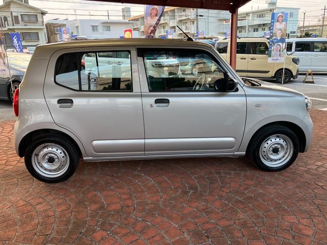 アルト Ａ　Ｂｌｕｅｔｏｏｈ　ＵＳＢ接続　ＣＤ　衝突軽減ブレーキ　リヤクリアランスソナー　オートライト　サイドハンドブレーキ　キーレスエントリー（4枚目）