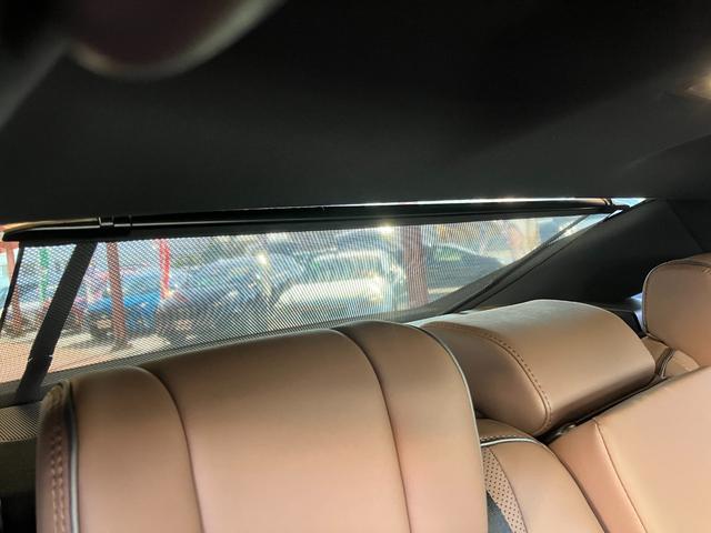 クラウン Ｚ　パノラマガラスルーフ　デジタルインナーミラー　フロント両席パワーシート　プリクラッシュセーフティ　レーントレーシングアシスト　ＢＳＭ　２０インチアルミホイール（19枚目）