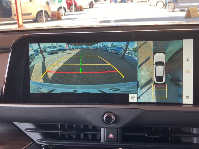 クラウン Ｚ　パノラマガラスルーフ　デジタルインナーミラー　フロント両席パワーシート　プリクラッシュセーフティ　レーントレーシングアシスト　ＢＳＭ　２０インチアルミホイール（31枚目）