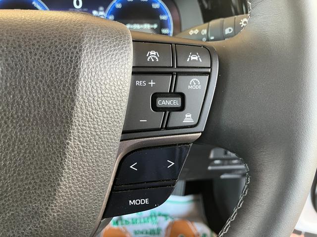 クラウン Ｚ　パノラマガラスルーフ　デジタルインナーミラー　フロント両席パワーシート　プリクラッシュセーフティ　レーントレーシングアシスト　ＢＳＭ　２０インチアルミホイール（38枚目）