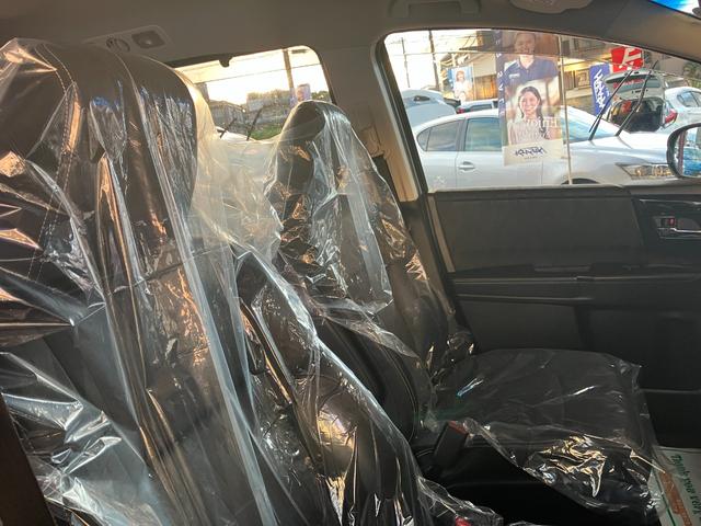 オデッセイ アブソルート・ホンダセンシング　８人乗り　ナビ　フルセグＴＶ　バックカメラ　衝突軽減ブレーキ　ＥＴＣ　両側パワースライドドア　ハーフレザーシート　運転席パワーシート　キープッシュスタート　アルミホイール　キーフリー　オートクルーズ（25枚目）