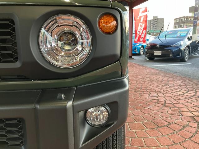 ＬＥＤヘッドライト標準装備！暗い夜道もこれで安心ドライブです♪