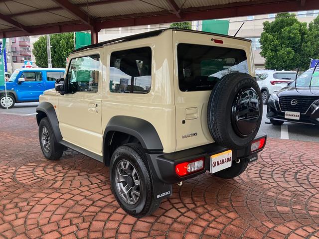 ジムニーシエラ JC ★走行1.6万km★ 純正15インチアルミホイール LEDヘッドライト オートライト ETC ステアリングスイッチ クルーズコントロール シートヒーター 禁煙車 衝突被害軽減システム 衝突安全ボディ(7枚目)