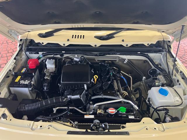 ジムニーシエラ JC ★走行1.6万km★ 純正15インチアルミホイール LEDヘッドライト オートライト ETC ステアリングスイッチ クルーズコントロール シートヒーター 禁煙車 衝突被害軽減システム 衝突安全ボディ(11枚目)