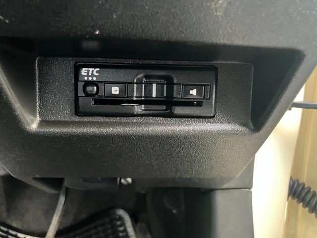 ジムニーシエラ JC ★走行1.6万km★ 純正15インチアルミホイール LEDヘッドライト オートライト ETC ステアリングスイッチ クルーズコントロール シートヒーター 禁煙車 衝突被害軽減システム 衝突安全ボディ(17枚目)