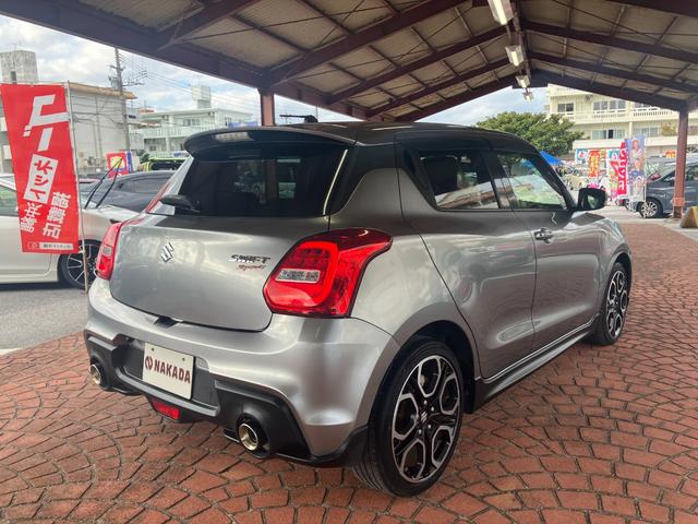 大きい荷物が積みきれない・・・。そんな時もナカダ自動車商会へお任せ下さい！１台３役の軽トラ・ミニバスの貸出サービス実施中です♪