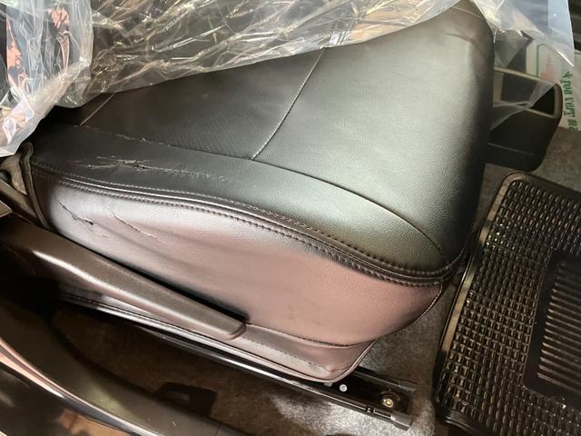 安心のシート上下　調整機能付き