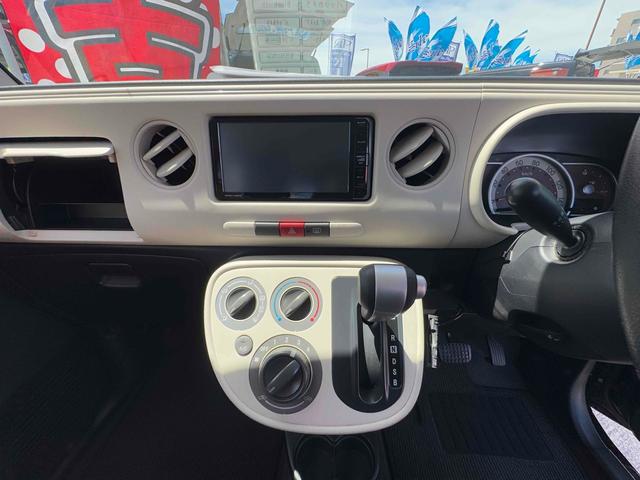 発進時や後退時に必ず操作するレバーです。操作のしやすさが肝になってきます。ぜひ一度体感してください。