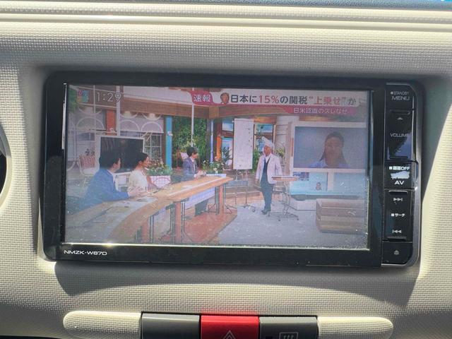 ＴＶ付きの車となっております。ドライブの合間の休憩中に気になる番組を見ることができます。