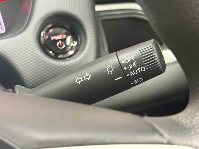 オートライトは、付け忘れや消し忘れを防ぐことができます。高速道路などのトンネルなどにも役立ちます。
