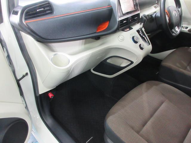 シエンタ ハイブリッドＧ　ナビ・ＴＶ・ＤＶＤビデオ・ＵＳＢ・Ｂｌｕｅｔｏｏｔｈ・バックカメラ・車両接近警報装置・横滑り防止機能・両側パワースライドドア・電動格納ウインカーミラー（26枚目）