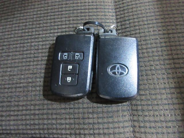 シエンタ Ｇ車いす仕様車タイプＩ助手席側セカンドシート付　車いす仕様車タイプＩ助手席側セカンドシート付・ＴＶ・ナビ・ＤＶＤビデオ・ＵＳＢ・Ｂｌｕｅｔｏｏｔｈ・ＥＴＣ・ドライブレコーダー・バックカメラ・アイドリングストップ・ブレーキサポート装備！（35枚目）