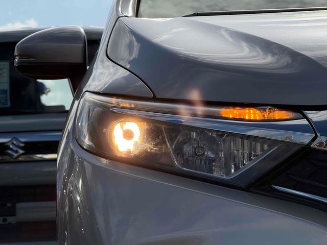 シャトル ハイブリッド　ホンダセンシング　ＥＴＣ　オートクルーズコントロール　レーンアシスト　衝突被害軽減システム　アルミホイール　スマートキー　アイドリングストップ　電動格納ミラー　チップアップシート　ＡＴ　盗難防止システム　衝突安全ボディ（21枚目）