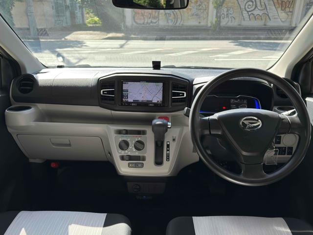 この度は当店のお車をご覧になっていただき、誠にありがとうございます。じっくり現車確認して頂けるよう、ご準備を致します！