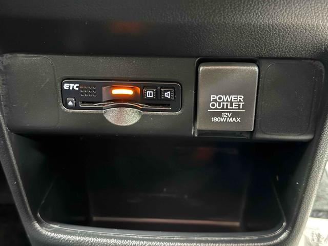 今では必需品のＥＴＣも付いております。高速道路での出入りもスムーズ。渋滞緩和にもなりエコにも繋がります。