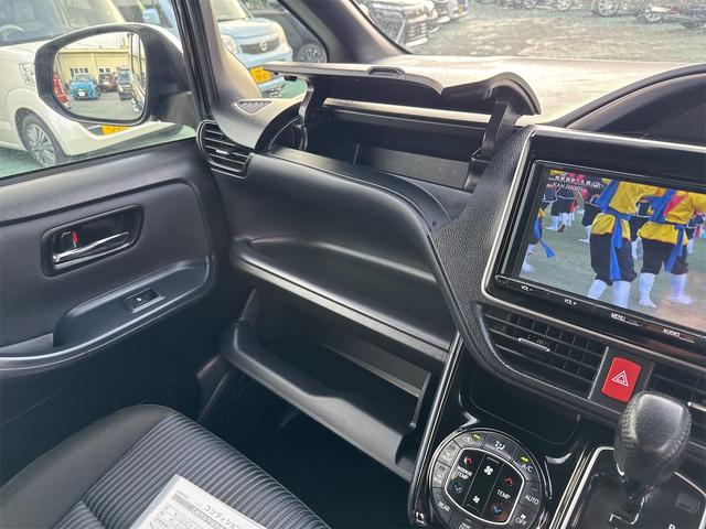 ヴォクシー ＺＳ　煌ＩＩ　１２．２インチフリップダウンモニター　９インチフルセグナビテレビ　両側パワースライドドア　Ｂｌｕｅｔｏｏｔｈ　ＥＴＣ（32枚目）