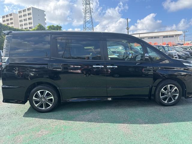 ヴォクシー ZS 煌II 9インチフルセグナビテレビ バックカメラ Bluetooth ETC 両側パワースライドドア クルーズコントロール トヨタセーフティセンス(4枚目)