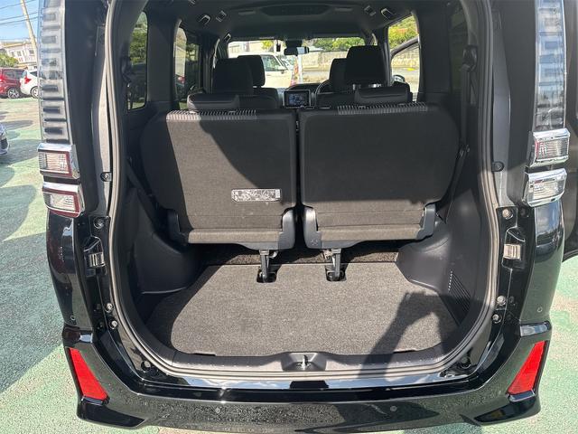 ヴォクシー ZS 煌II 9インチフルセグナビテレビ バックカメラ Bluetooth ETC 両側パワースライドドア クルーズコントロール トヨタセーフティセンス(18枚目)