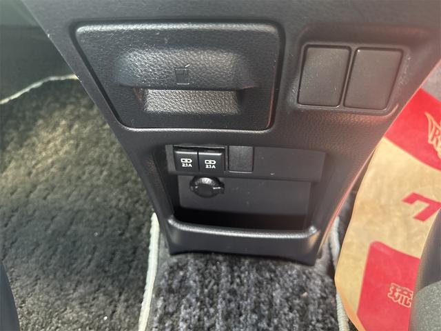 ヴォクシー ZS 煌II 9インチフルセグナビテレビ バックカメラ Bluetooth ETC 両側パワースライドドア クルーズコントロール トヨタセーフティセンス(29枚目)