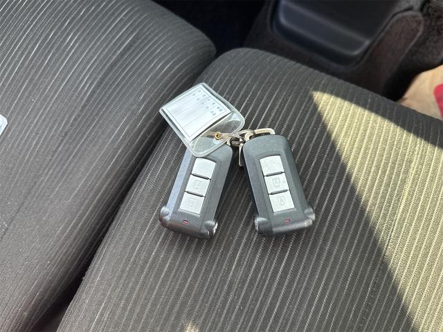 デイズルークス X Vセレクション フルセグナビテレビ アラウンドビューモニター 両側パワースライドドア Bluetooth ETC プッシュスタート スマートキー(29枚目)