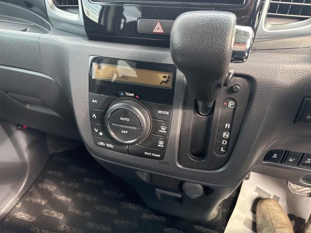 スペーシアカスタム ＸＳリミテッド　ワンセグナビテレビ　両側パワースライドドア　ブレーキサポート　ＥＴＣ　プッシュスタート　スマートキー（11枚目）