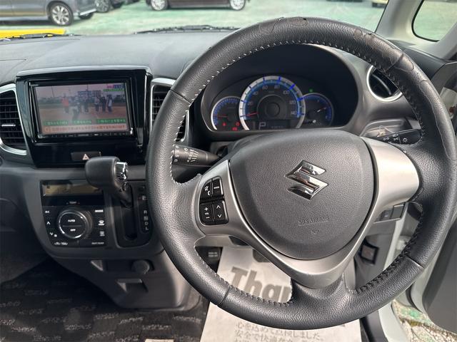 スペーシアカスタム ＸＳリミテッド　ワンセグナビテレビ　両側パワースライドドア　ブレーキサポート　ＥＴＣ　プッシュスタート　スマートキー（16枚目）