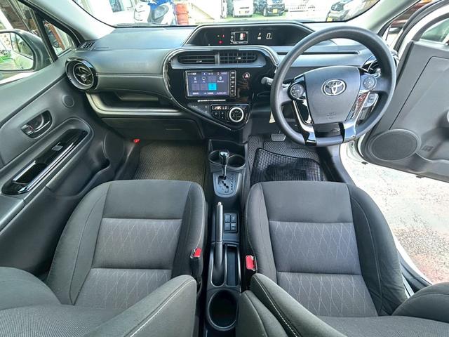 アクア Ｓスタイルブラック　純正ＮＡＶＩ＆ＴＶ・バックモニター・Ｂｌｕｅｔｏｏｔｈ・車線逸脱警報装置・スマートキー×２個・ステアリングスイッチ・ライトレベライザー・横すべり防止装置・プッシュスタート・コーナーセンサー（55枚目）