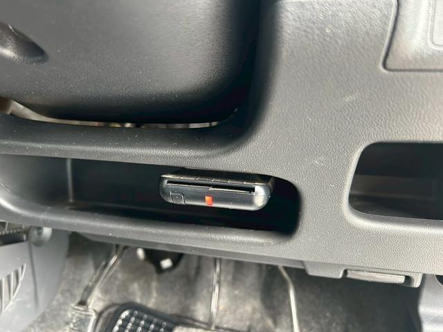 キャスト アクティバＸ　社外ＮＡＶＩ＆ＴＶ・バックモニター・Ｂｌｕｅｔｏｏｔｈ・ＣＤ・ステアリングスイッチ・オートエアコン・プッシュスタート・ＥＴＣ・ライトレベライザー・横すべり防止装置・アイドリングストップ・オート開閉ミラ（22枚目）