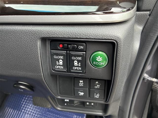 オデッセイハイブリッド ハイブリッド・ＥＸパッケージ　ハイブリッド　ナビ　ＥＴＣ　両側パワースライドドア　衝突被害軽減システム　フリップダウンモニター（8枚目）