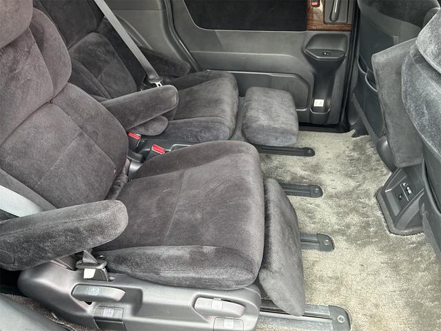 オデッセイハイブリッド ハイブリッド・ＥＸパッケージ　ハイブリッド　ナビ　ＥＴＣ　両側パワースライドドア　衝突被害軽減システム　フリップダウンモニター（12枚目）