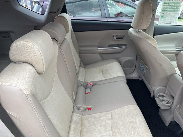 プリウスアルファ Ｇ　ハイブリッド　ナビ　ＥＴＣ　プッシュスタート　スマートキー　アルミホイール（10枚目）