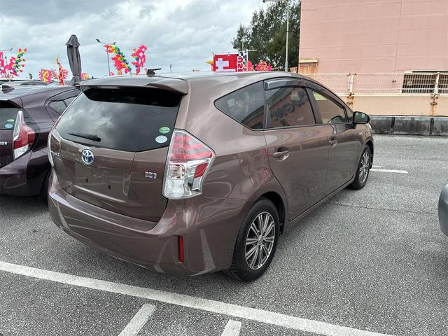 プリウスアルファ Ｇ　ハイブリッド　ナビ　ＥＴＣ　プッシュスタート　スマートキー　アルミホイール（12枚目）