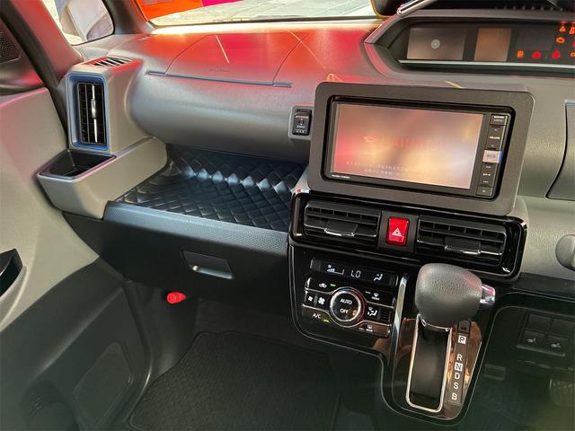 タント カスタムX ナビ プッシュスタート スマートキー 両側パワースライドドア 衝突被害軽減システム アルミホイール(9枚目)