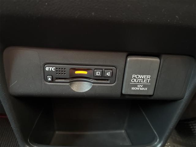 N-BOXカスタム G・ターボLパッケージ ナビ ETC プッシュスタート キーレスエントリー 両側パワースライドドア 衝突被害軽減システム アルミホイール(10枚目)